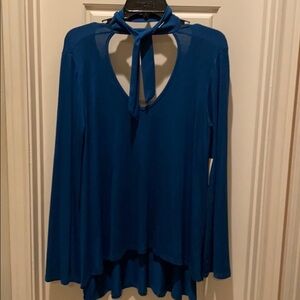 Long sleeve teal blouse 💙 in Small